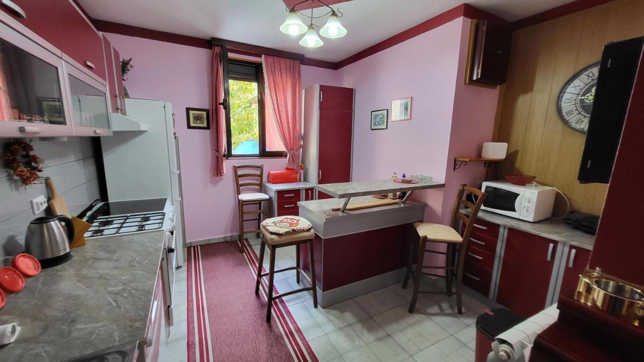 Apartment Capt Seferovic 2 Donji Morinj